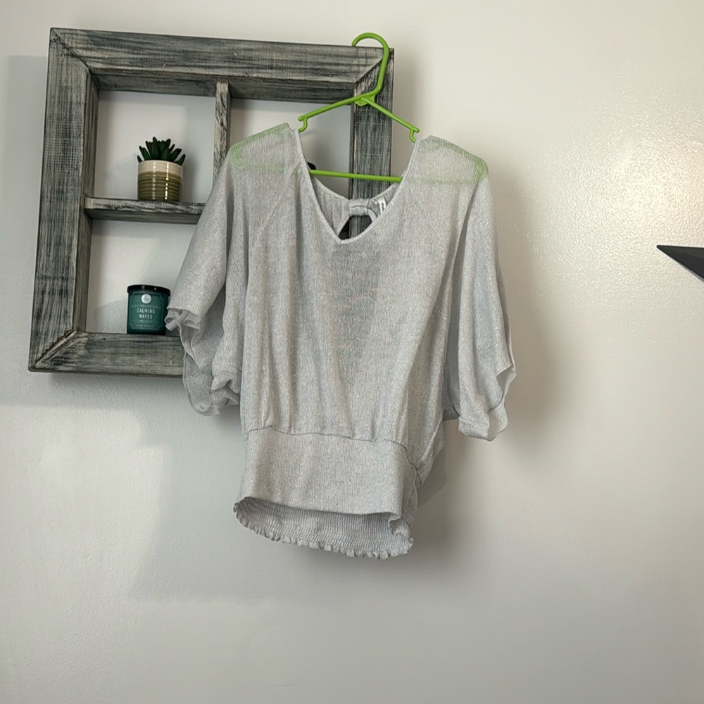 Maurice’s shirt